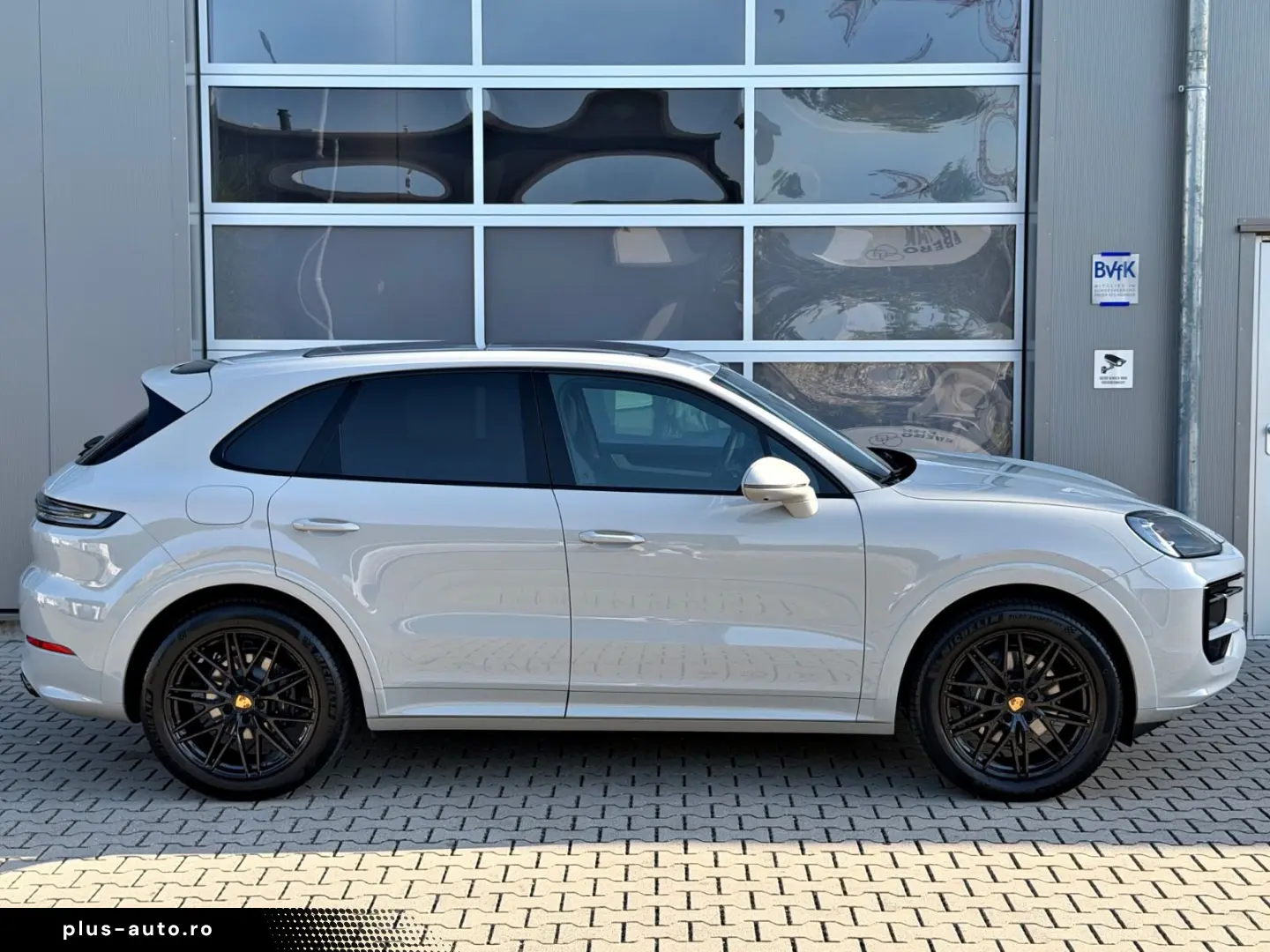 PORSCHE Cayenne Panorama SportPak Appr Kreide 14Wege 21