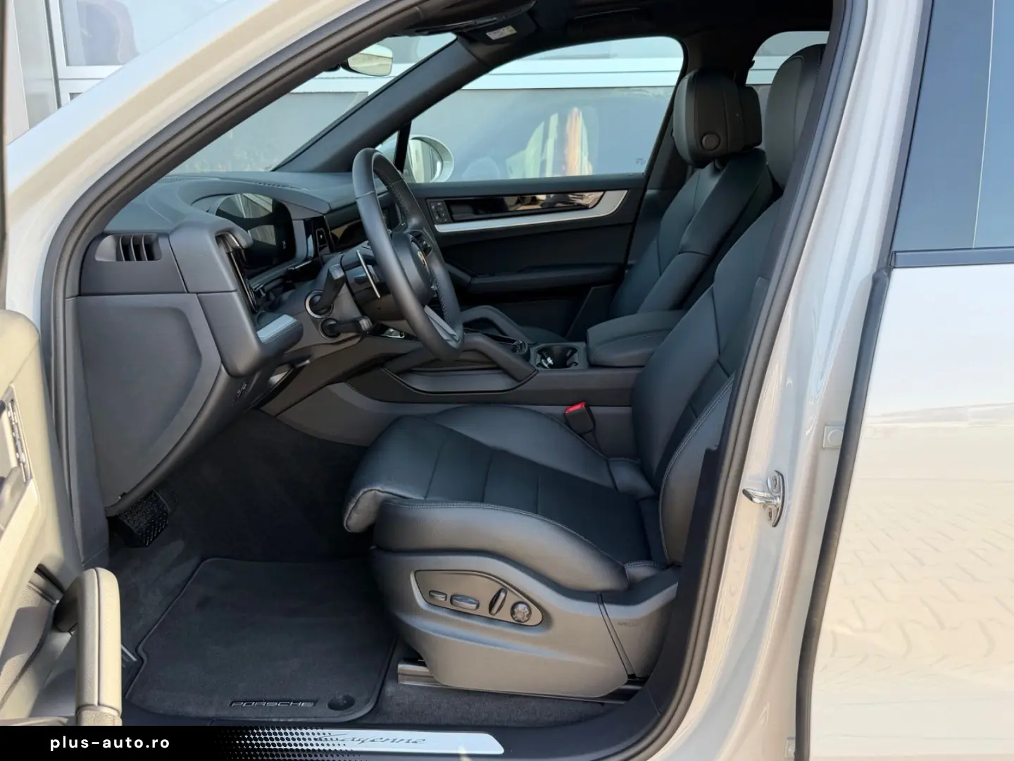 PORSCHE Cayenne Panorama SportPak Appr Kreide 14Wege 21
