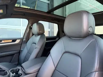 PORSCHE Cayenne Panorama SportPak Appr Kreide 14Wege 21