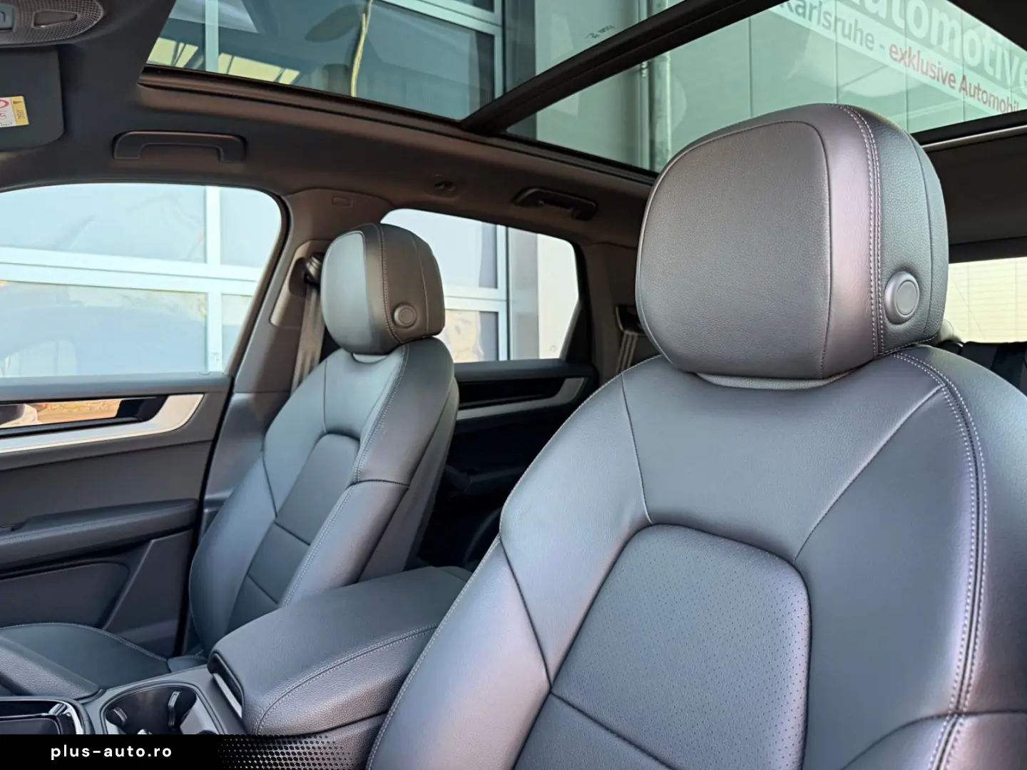 PORSCHE Cayenne Panorama SportPak Appr Kreide 14Wege 21