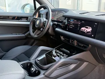 PORSCHE Cayenne Panorama SportPak Appr Kreide 14Wege 21