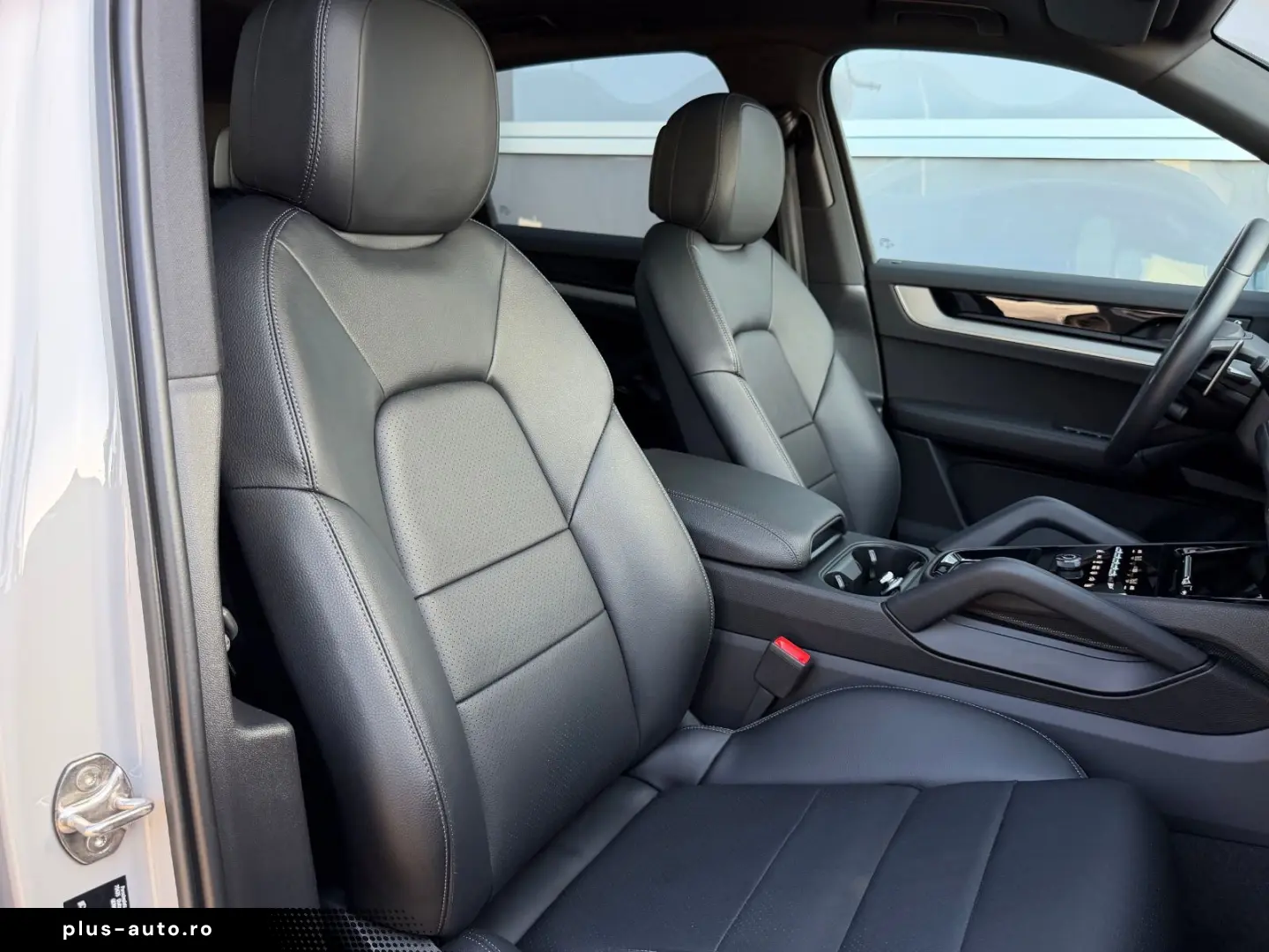 PORSCHE Cayenne Panorama SportPak Appr Kreide 14Wege 21