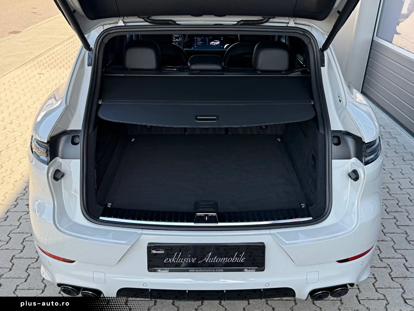 PORSCHE Cayenne Panorama SportPak Appr Kreide 14Wege 21
