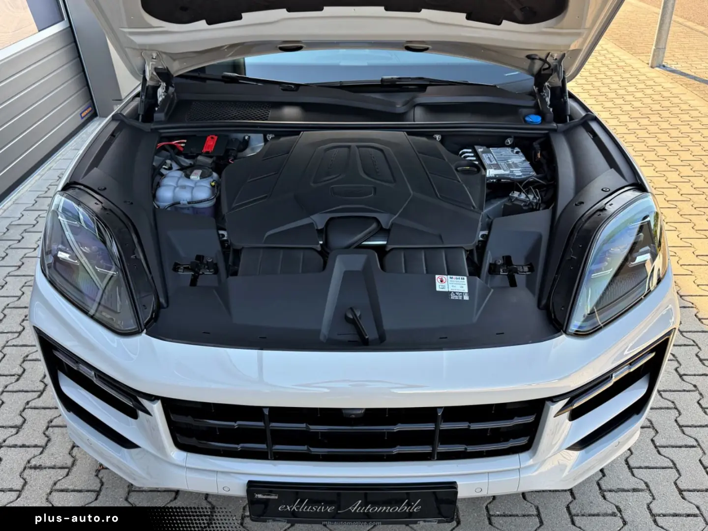 PORSCHE Cayenne Panorama SportPak Appr Kreide 14Wege 21