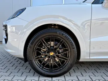 PORSCHE Cayenne Panorama SportPak Appr Kreide 14Wege 21