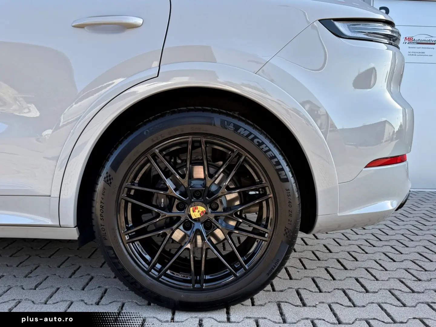 PORSCHE Cayenne Panorama SportPak Appr Kreide 14Wege 21