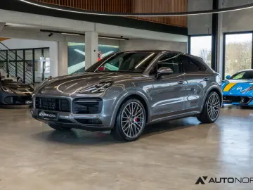 PORSCHE Cayenne Coupé GTS Luftfederung Head-Up InnoDrive