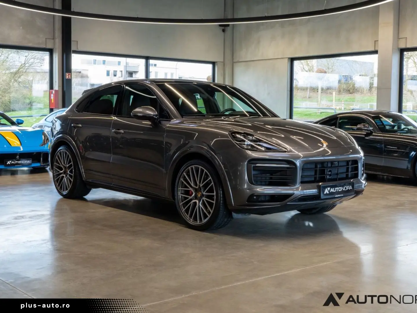 PORSCHE Cayenne Coupé GTS Luftfederung Head-Up InnoDrive