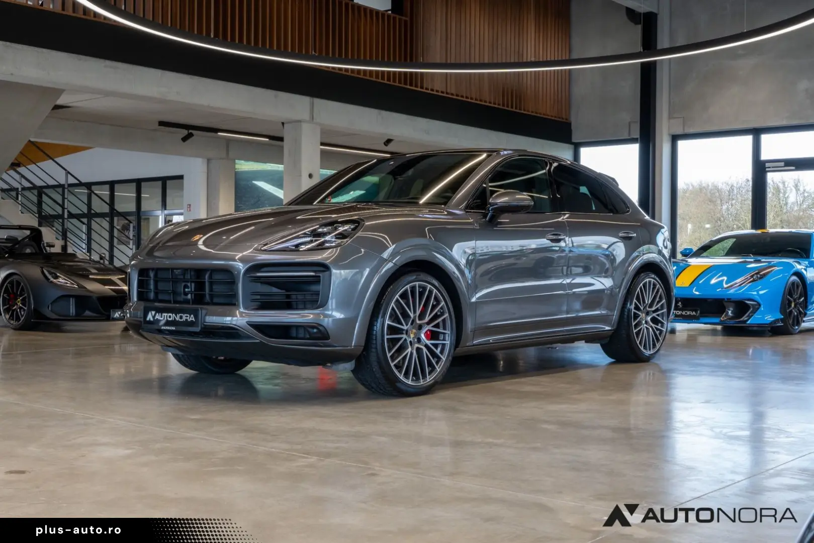 PORSCHE Cayenne Coupé GTS Luftfederung Head-Up InnoDrive