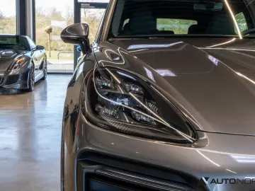 PORSCHE Cayenne Coupé GTS Luftfederung Head-Up InnoDrive