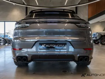 PORSCHE Cayenne Coupé GTS Luftfederung Head-Up InnoDrive