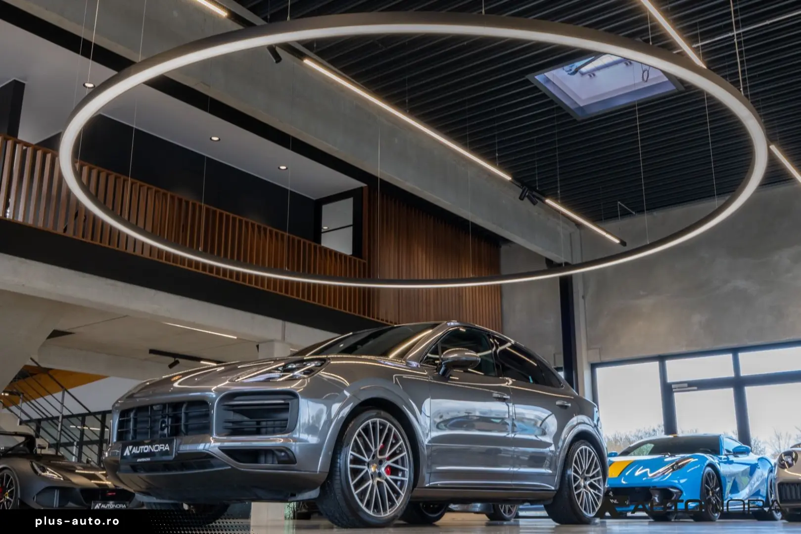 PORSCHE Cayenne Coupé GTS Luftfederung Head-Up InnoDrive