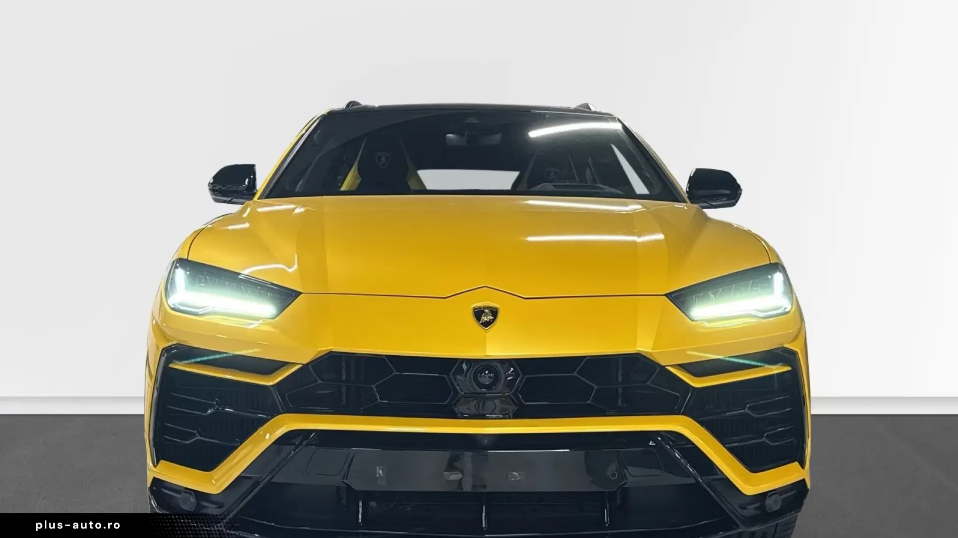 Lamborghini URUS 4.0 V8   Finanțare Leasing