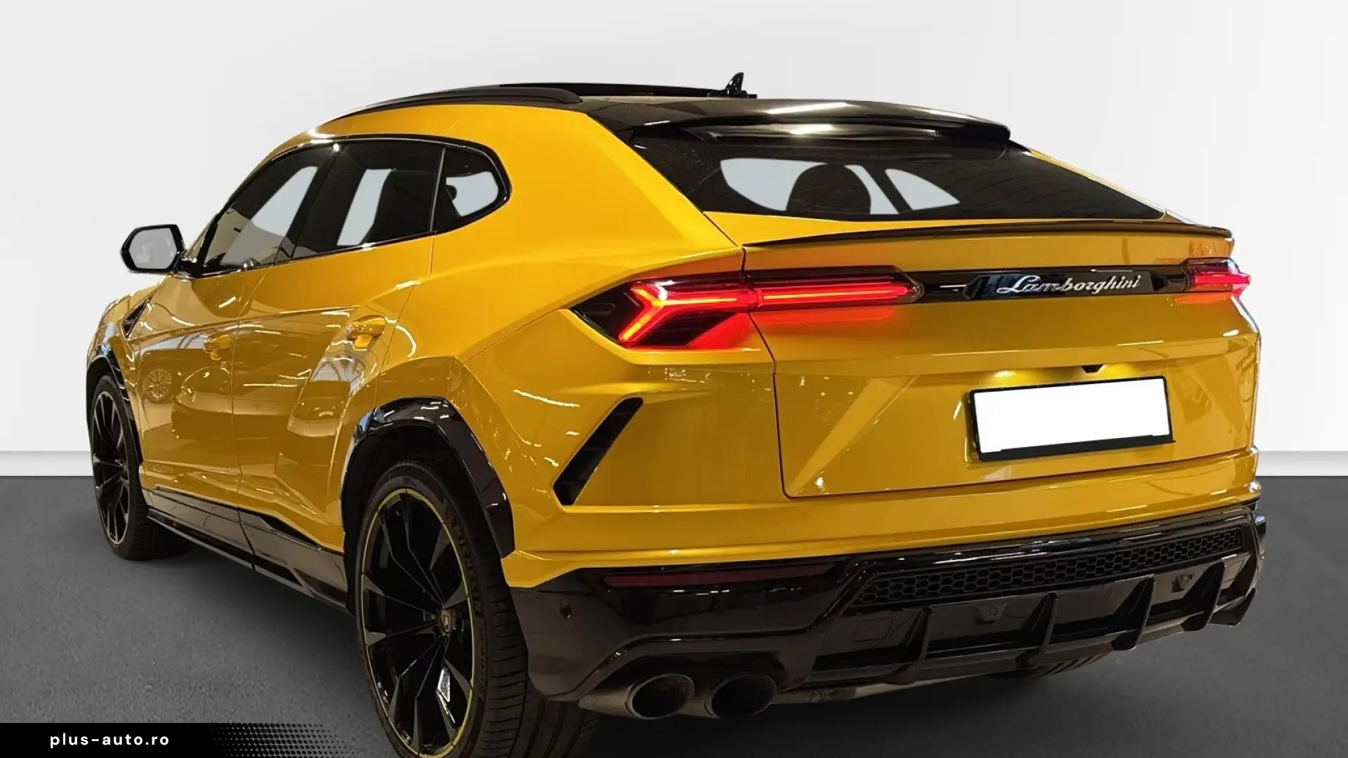 Lamborghini URUS 4.0 V8   Finanțare Leasing