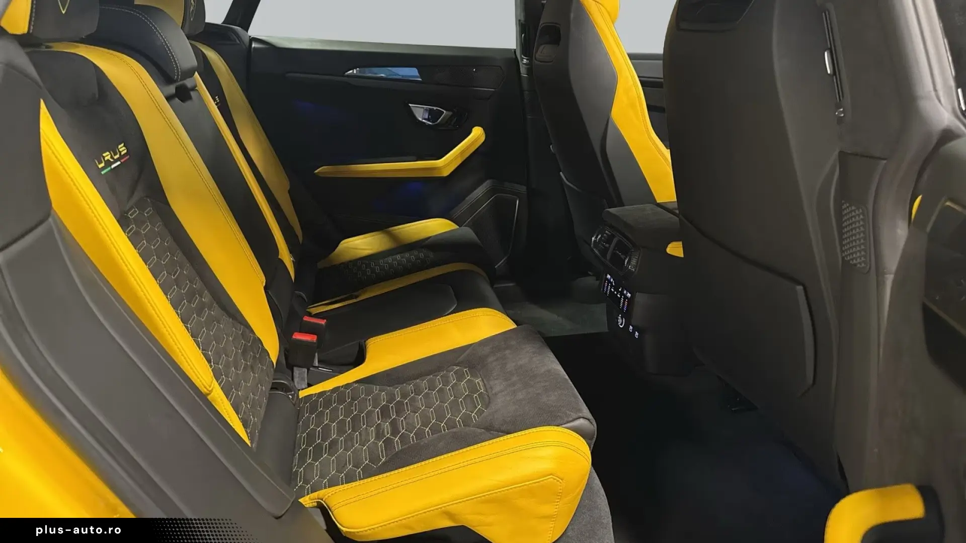Lamborghini URUS 4.0 V8   Finanțare Leasing