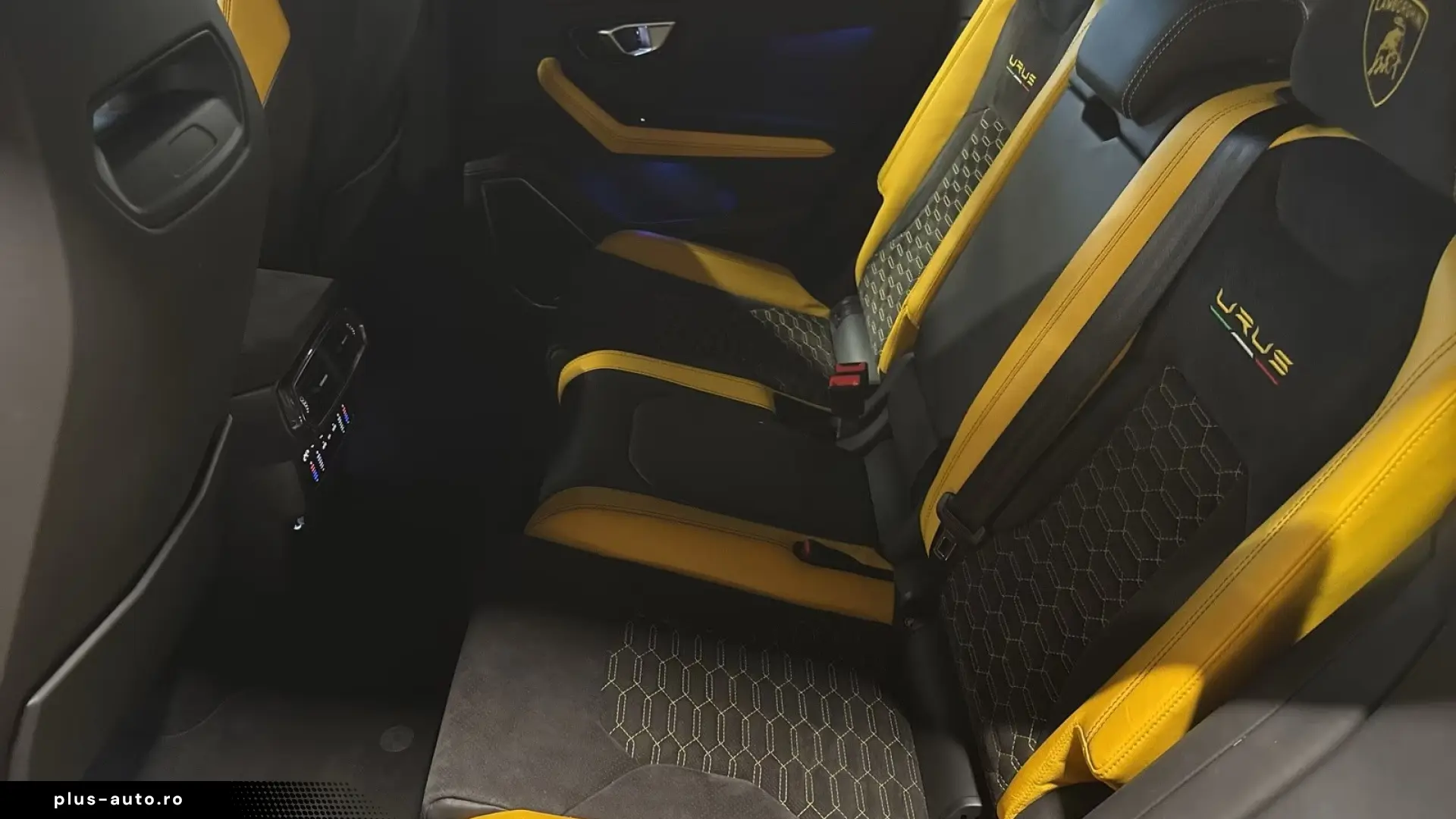 Lamborghini URUS 4.0 V8   Finanțare Leasing