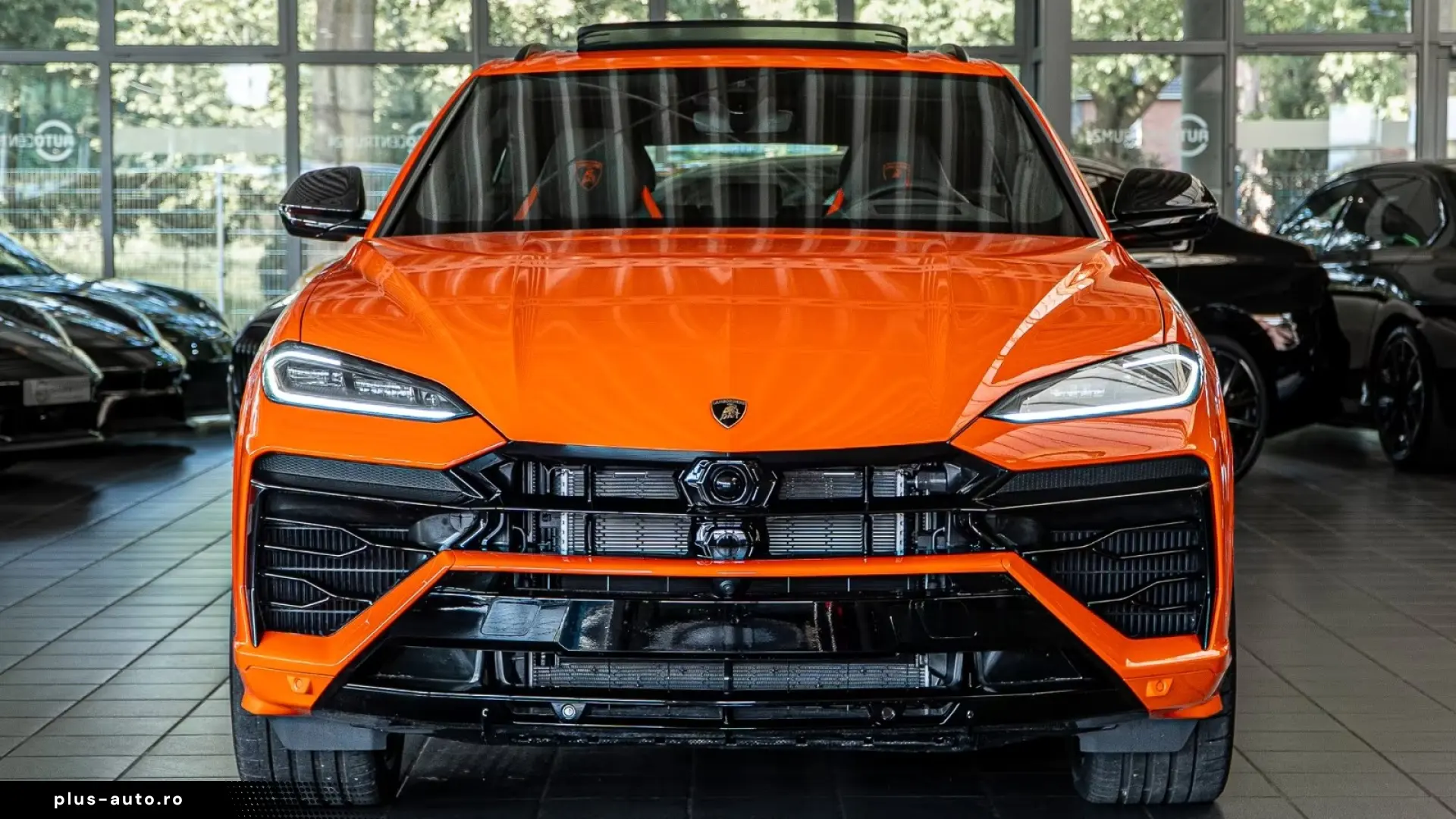 Lamborghini URUS SE Plug-in Hybrid 4WD   Finanțare Leasing