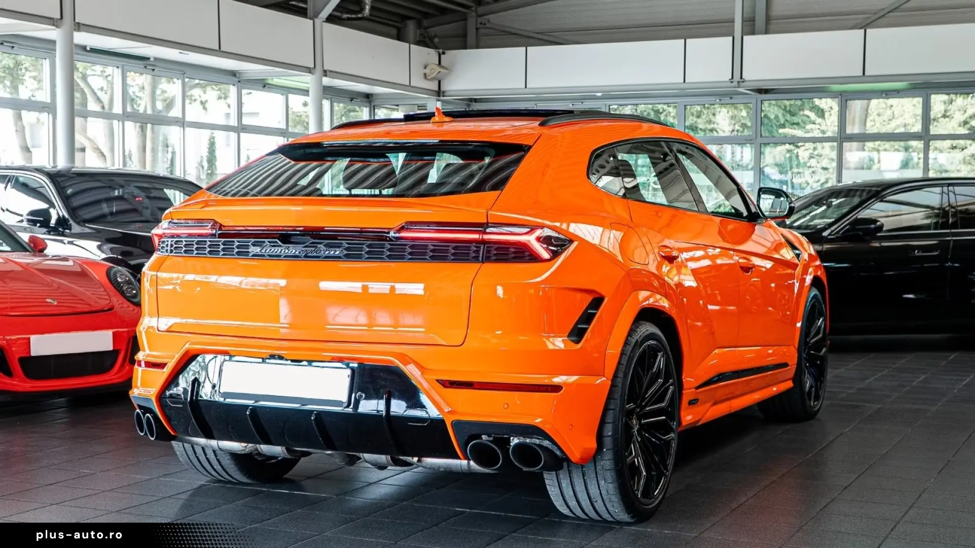 Lamborghini URUS SE Plug-in Hybrid 4WD   Finanțare Leasing