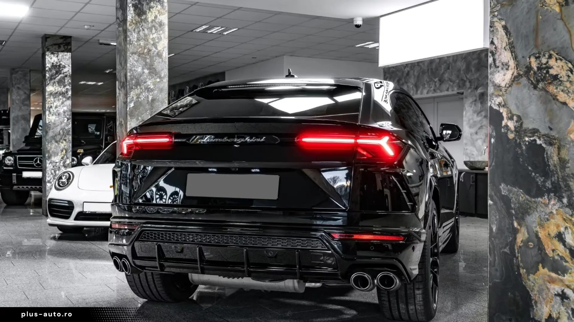 Lamborghini URUS 4.0 V8   Finanțare Leasing