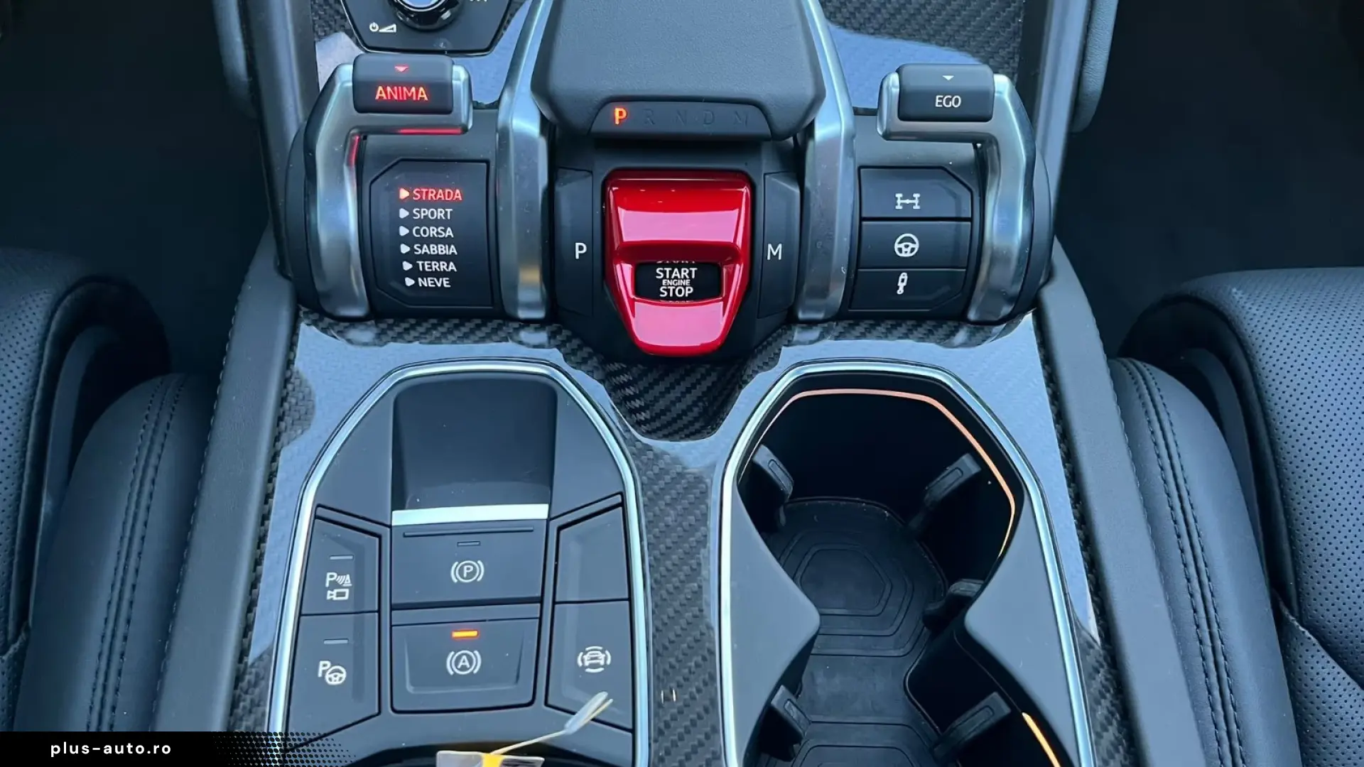 Lamborghini URUS 4.0 V8   Finanțare Leasing