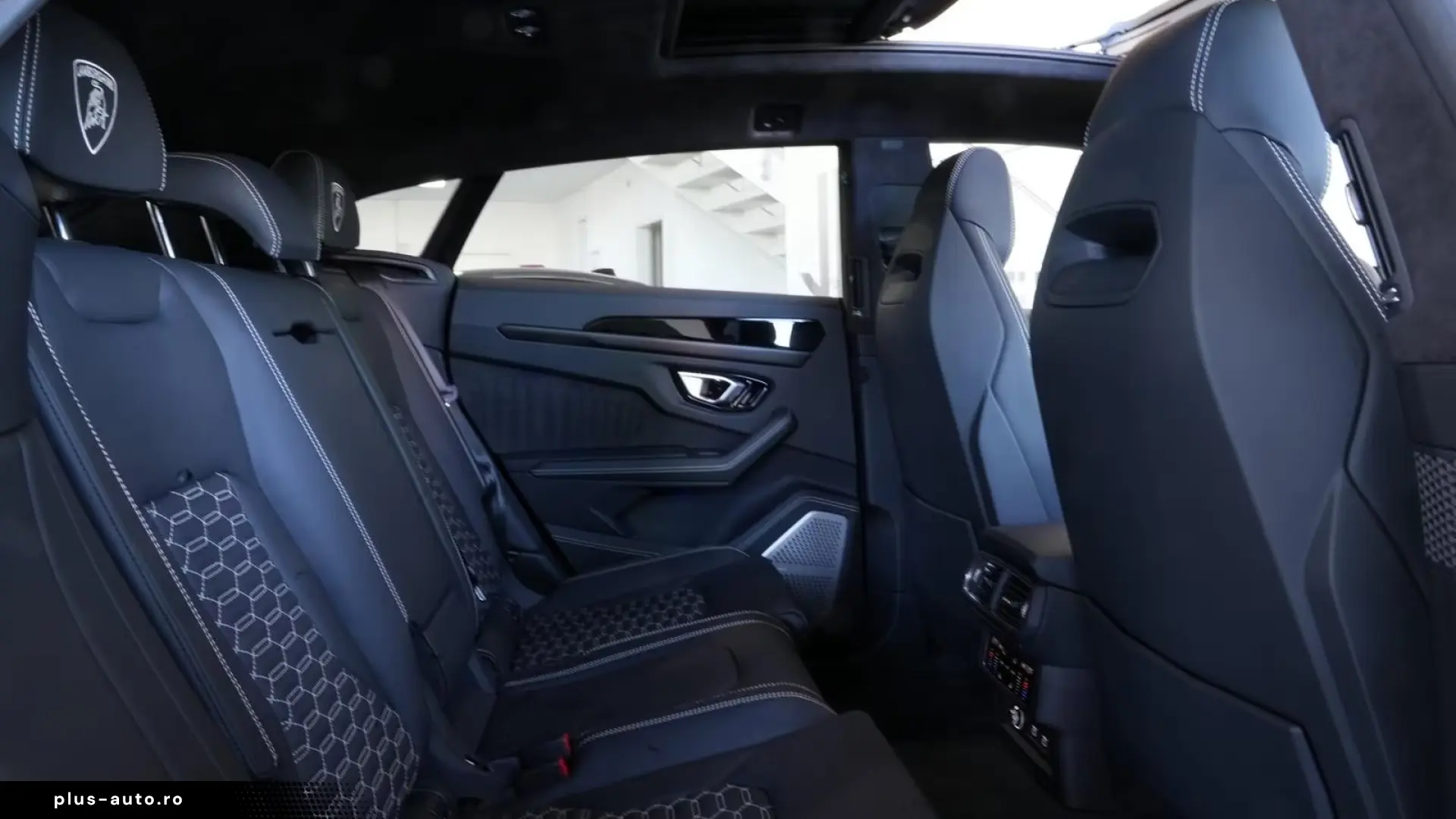 Lamborghini URUS S 4.0 V8   Finanțare Leasing