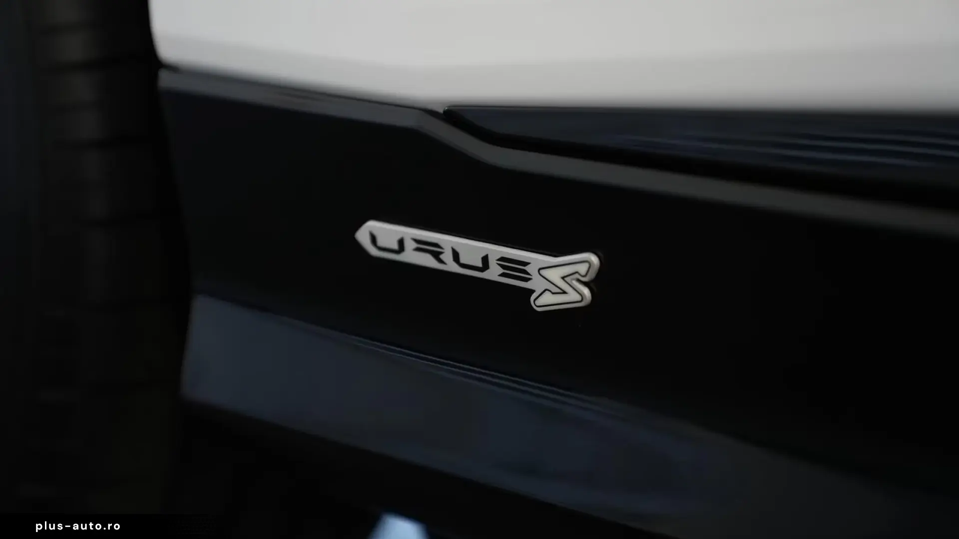 Lamborghini URUS S 4.0 V8   Finanțare Leasing
