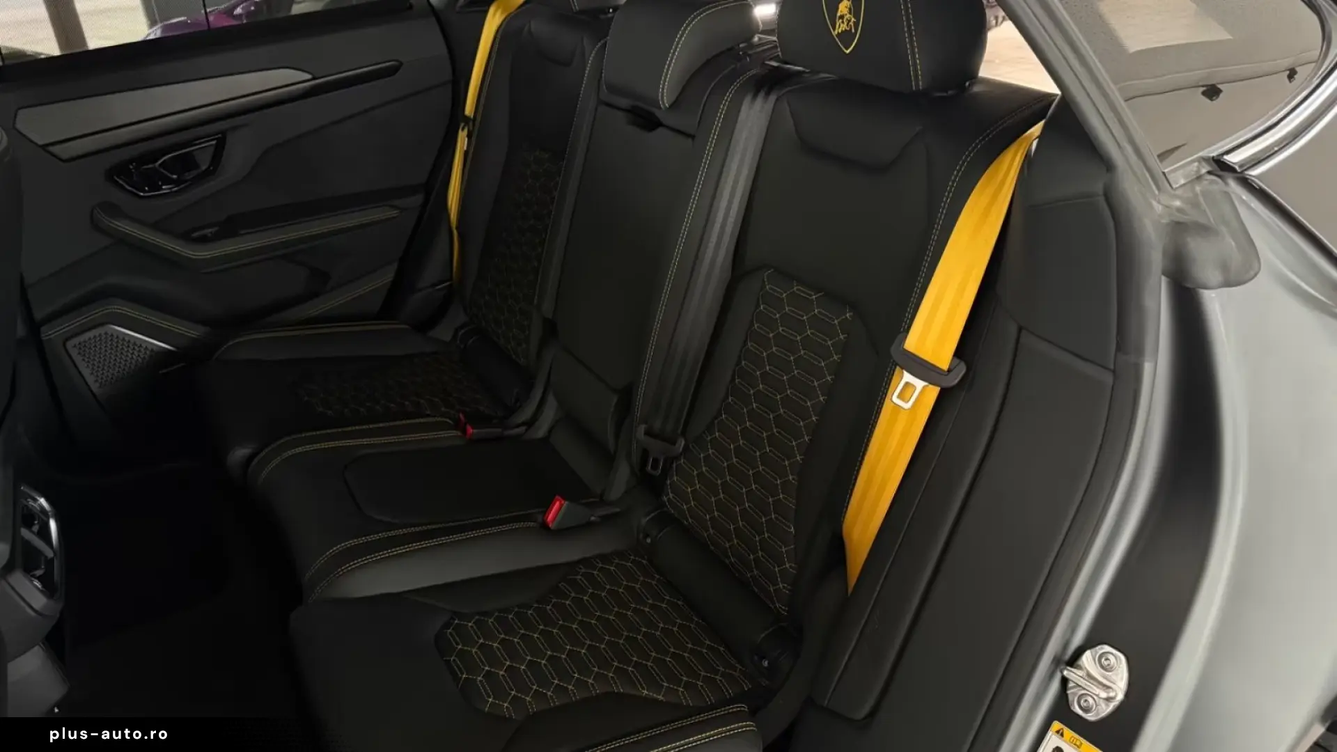 Lamborghini URUS S 4.0 V8   Finanțare Leasing