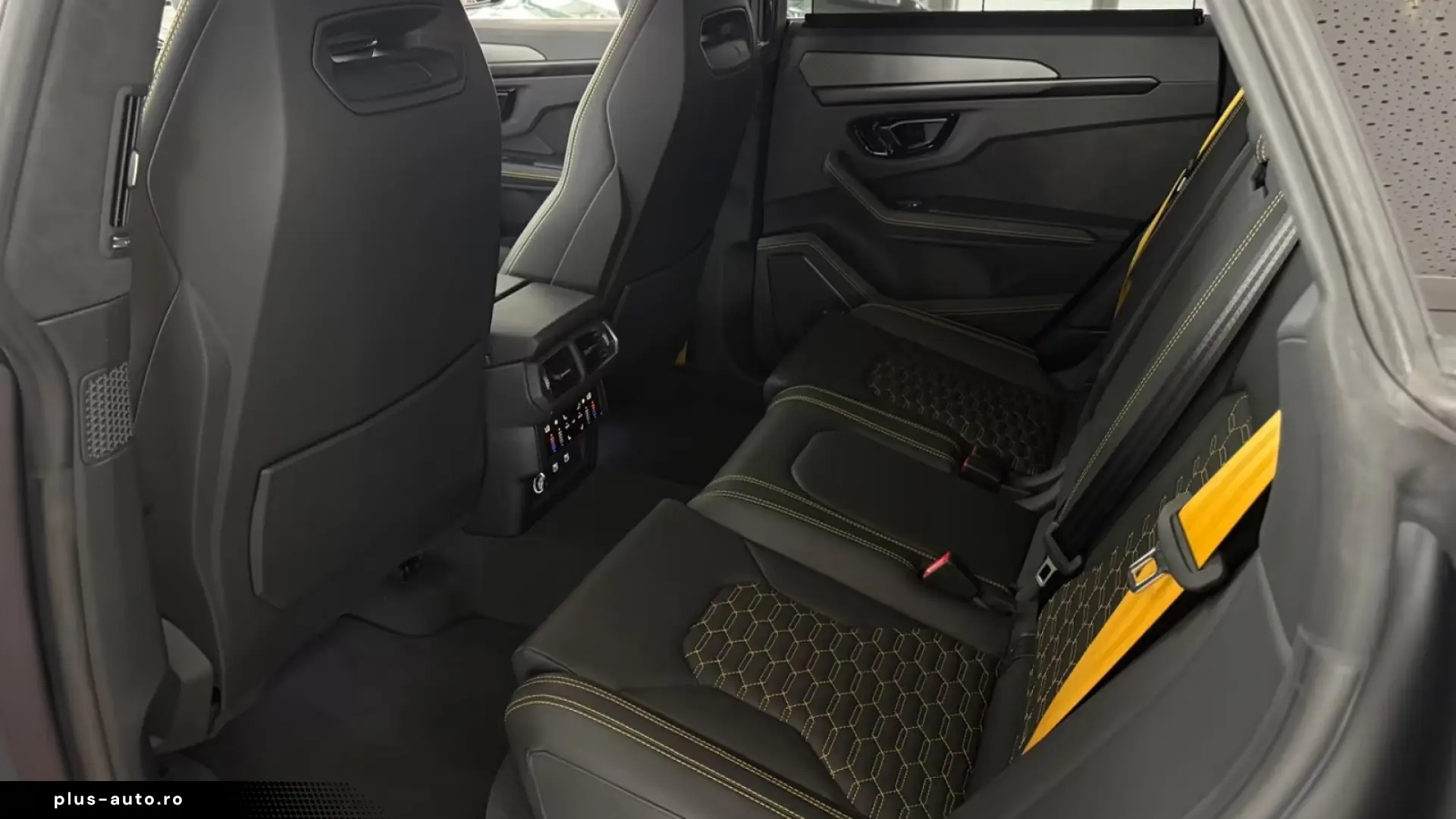 Lamborghini URUS S 4.0 V8   Finanțare Leasing