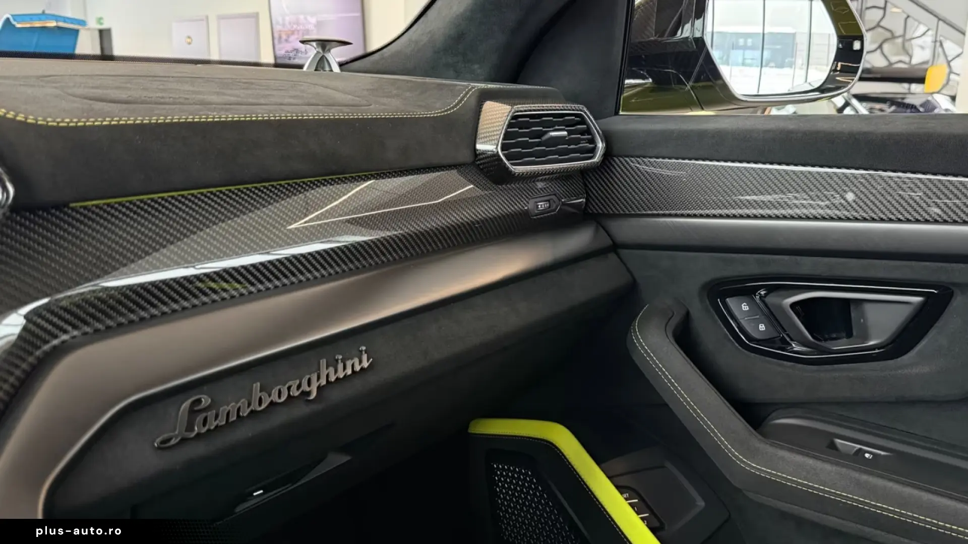 Lamborghini URUS Performante 4.0 V8   Finanțare Leasing