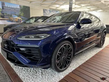 Lamborghini URUS SE 4.0 V8   Finanțare Leasing