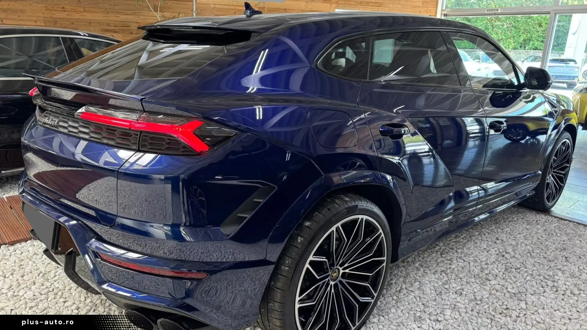 Lamborghini URUS SE 4.0 V8   Finanțare Leasing