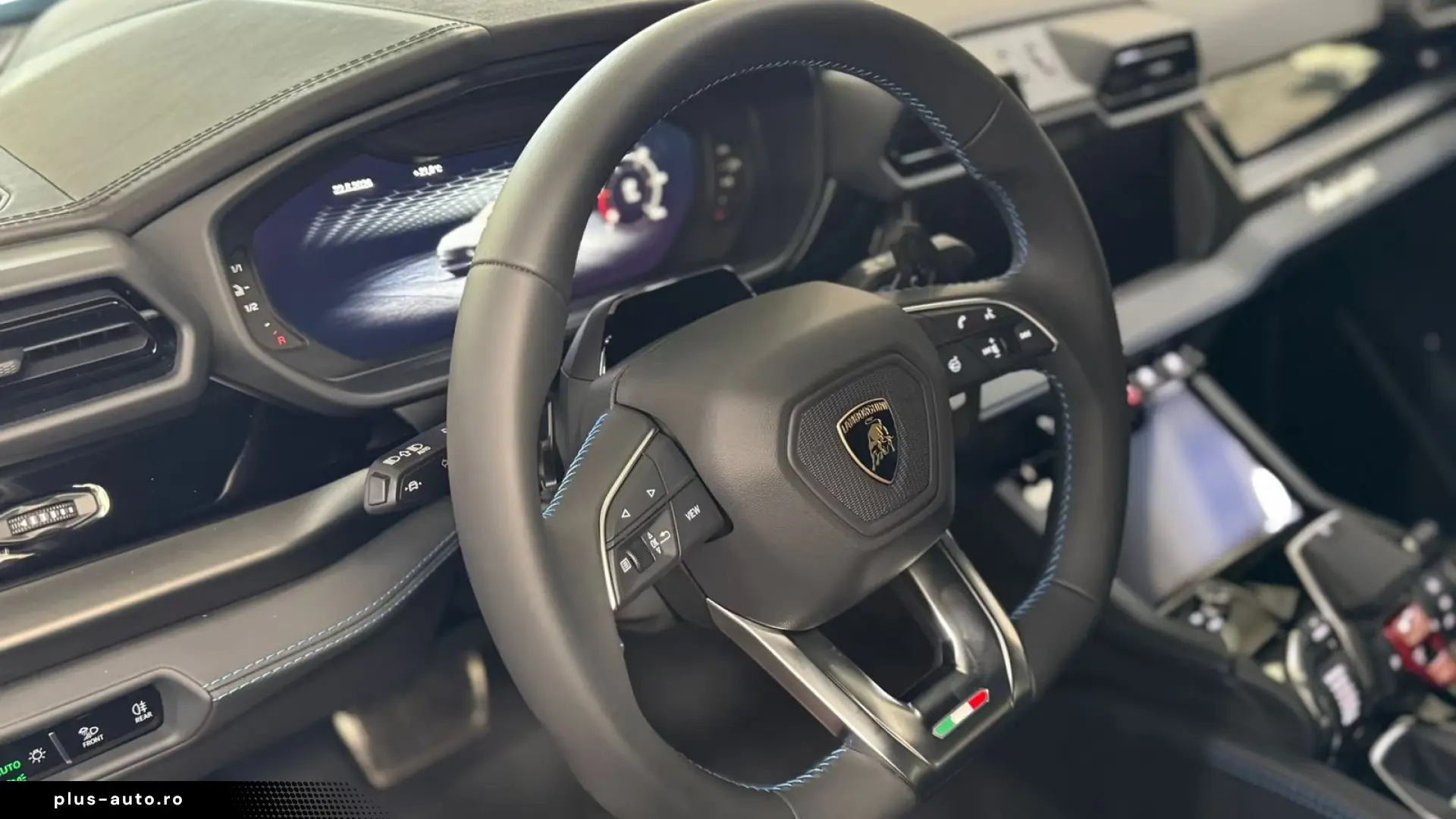 Lamborghini URUS SE 4.0 V8   Finanțare Leasing