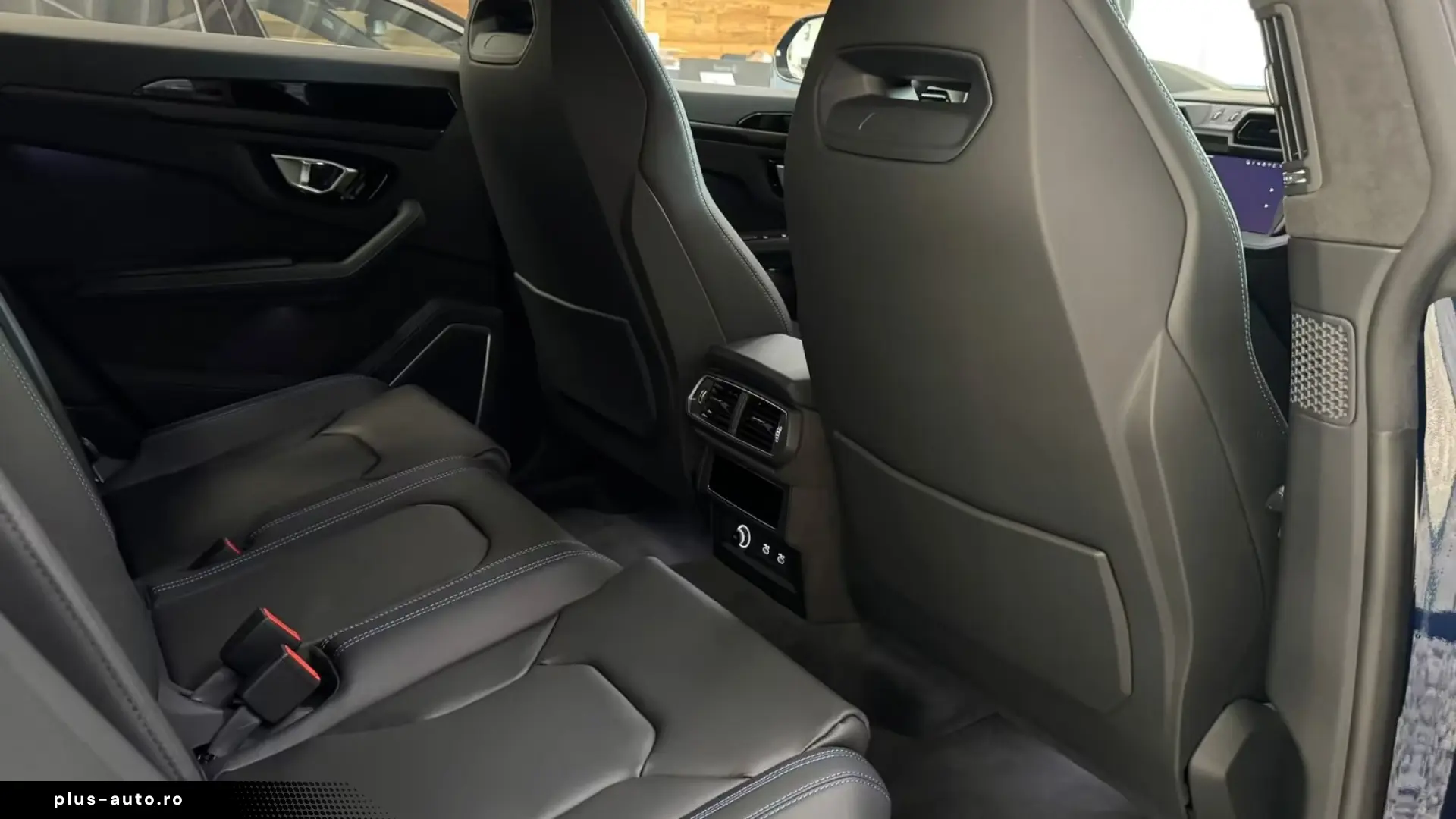 Lamborghini URUS SE 4.0 V8   Finanțare Leasing