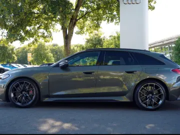 2026 Audi RS 5 Avant e-Hybrid - LIVRARE RAPIDA!
