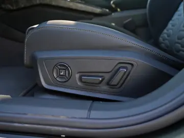 2026 Audi RS 5 Avant e-Hybrid - LIVRARE RAPIDA!