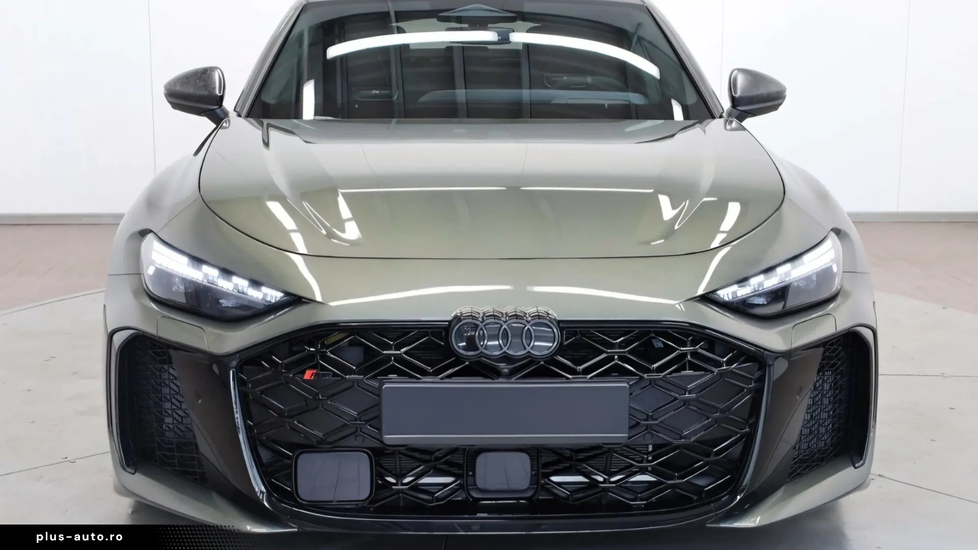2026 Audi RS 5 Sedan e-Hybrid - LIVRARE RAPIDA!