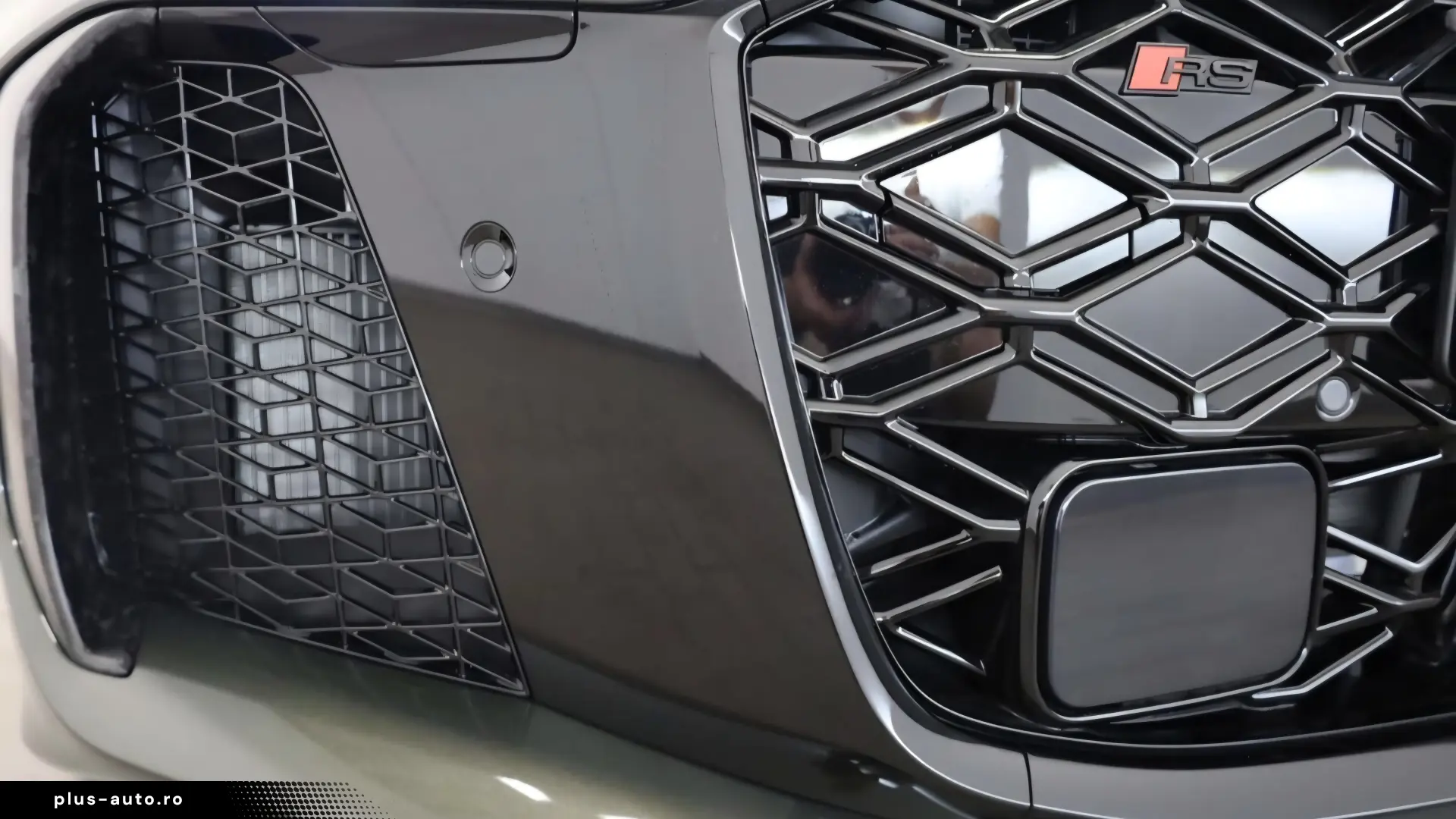 2026 Audi RS 5 Sedan e-Hybrid - LIVRARE RAPIDA!