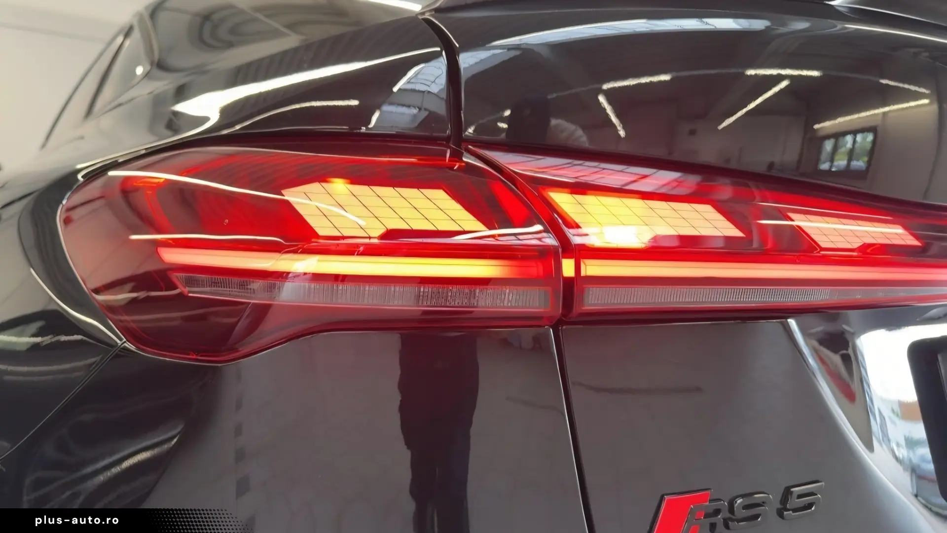 2026 Audi RS 5 Sedan e-Hybrid - LIVRARE RAPIDA!