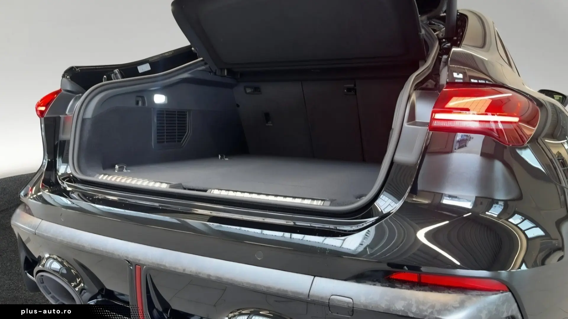 2026 Audi RS 5 Sedan e-Hybrid - LIVRARE RAPIDA!