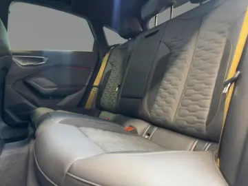2026 Audi RS 5 Sedan e-Hybrid - LIVRARE RAPIDA!