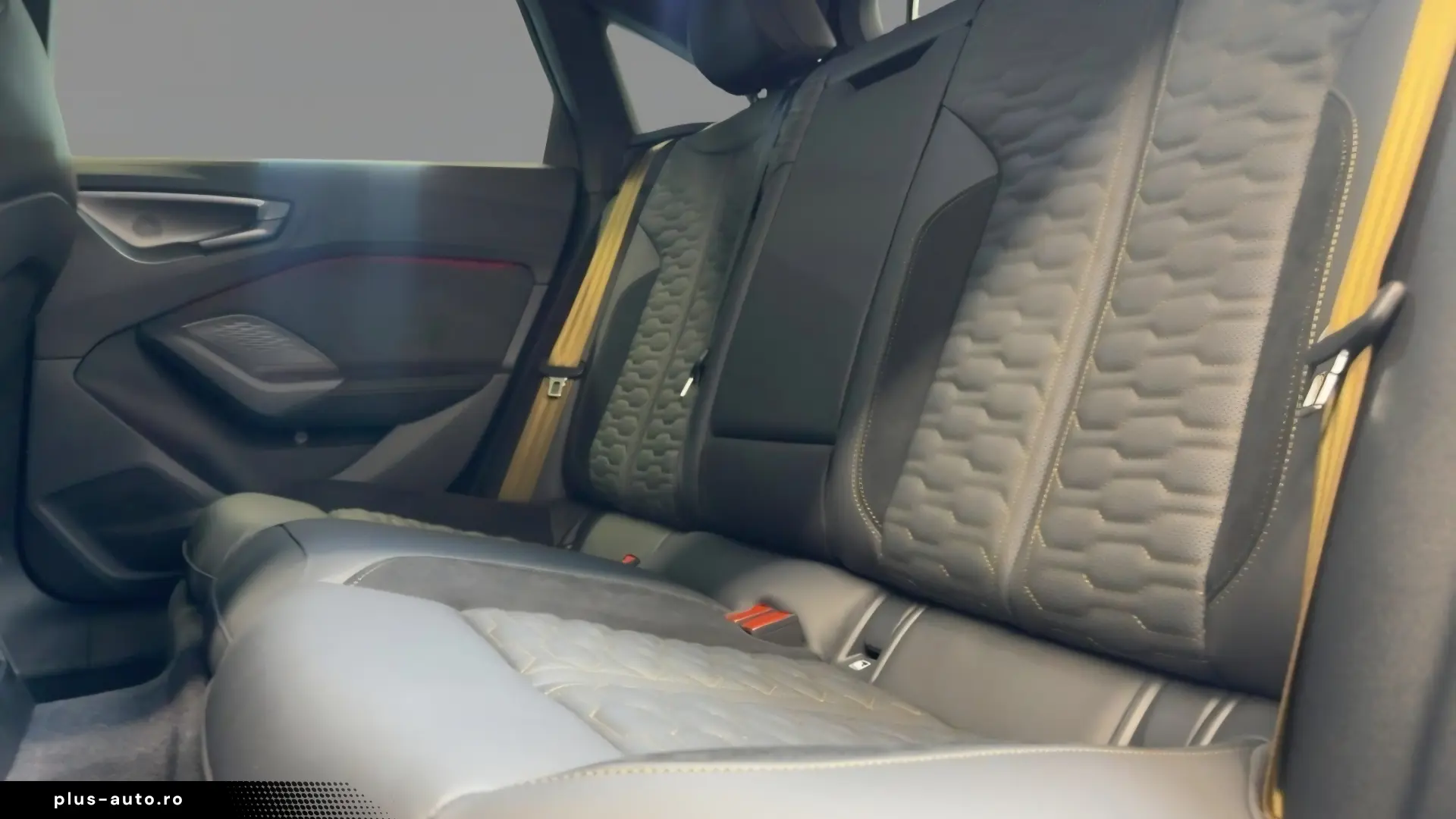 2026 Audi RS 5 Sedan e-Hybrid - LIVRARE RAPIDA!