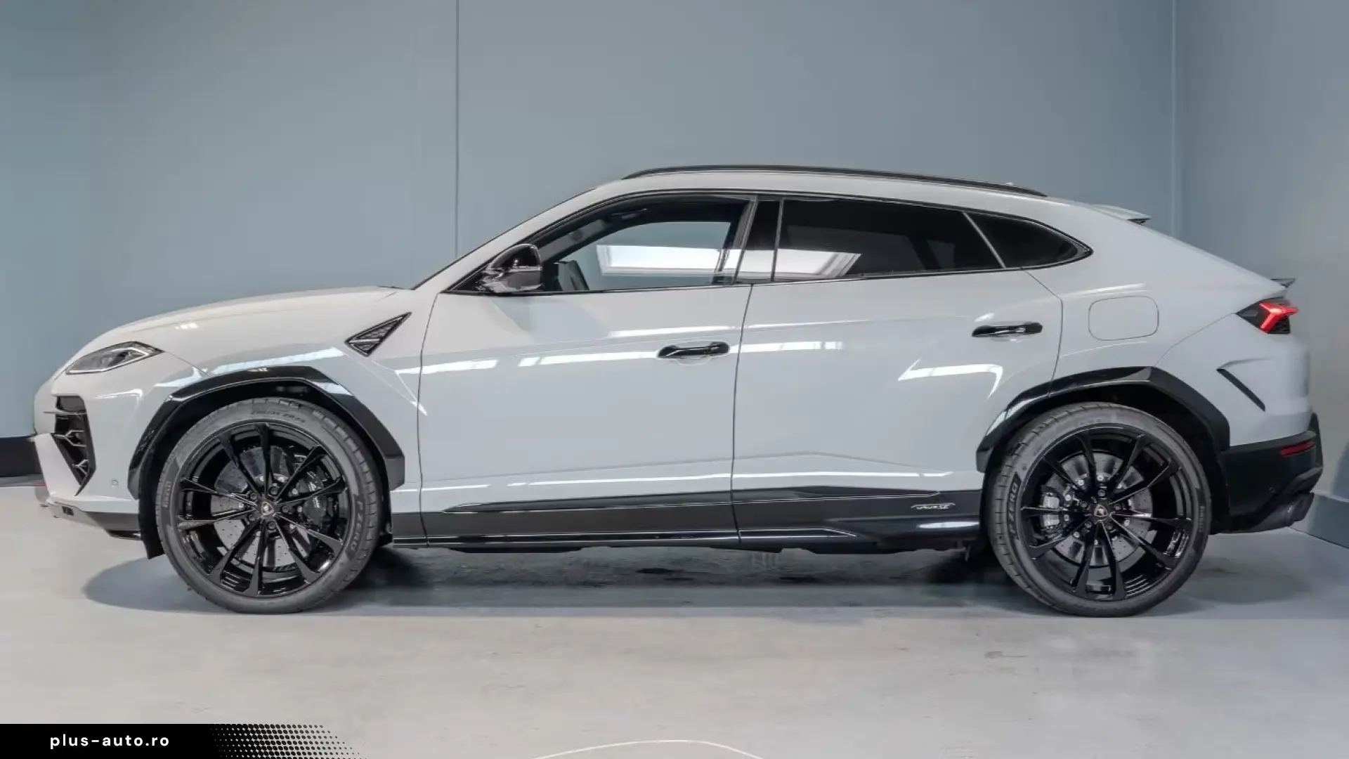 Lamborghini URUS SE 4.0 V8   Finanțare Leasing