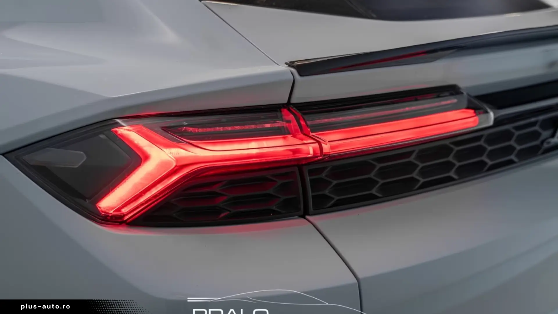 Lamborghini URUS SE 4.0 V8   Finanțare Leasing