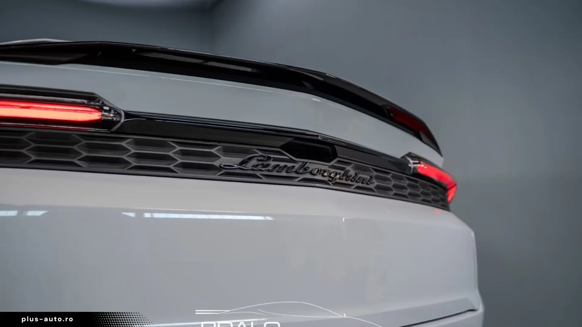 Lamborghini URUS SE 4.0 V8   Finanțare Leasing