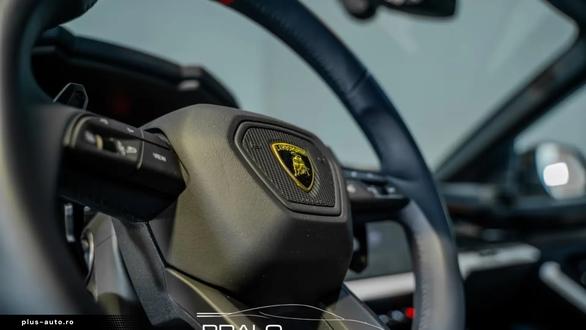 Lamborghini URUS SE 4.0 V8   Finanțare Leasing