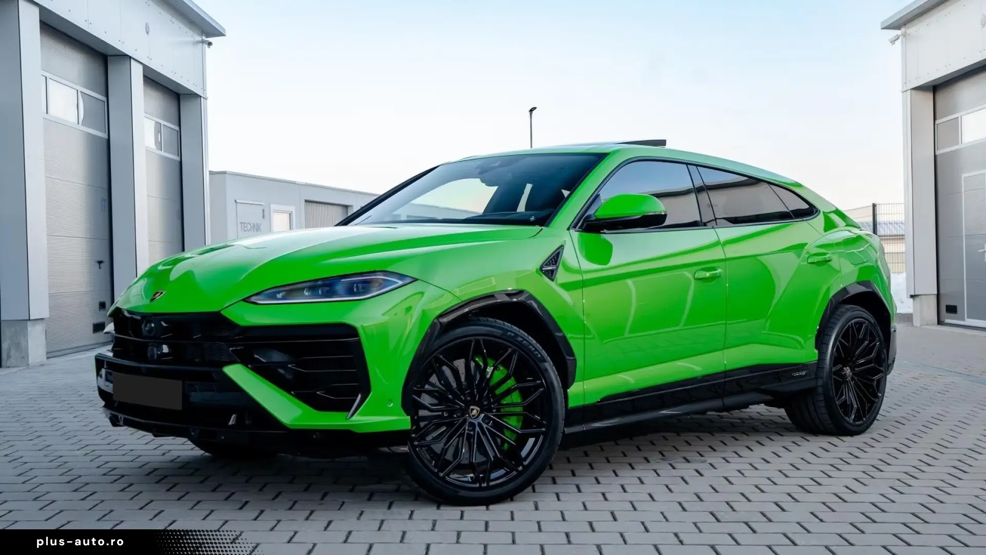 Lamborghini URUS SE 4.0 V8   Finanțare Leasing