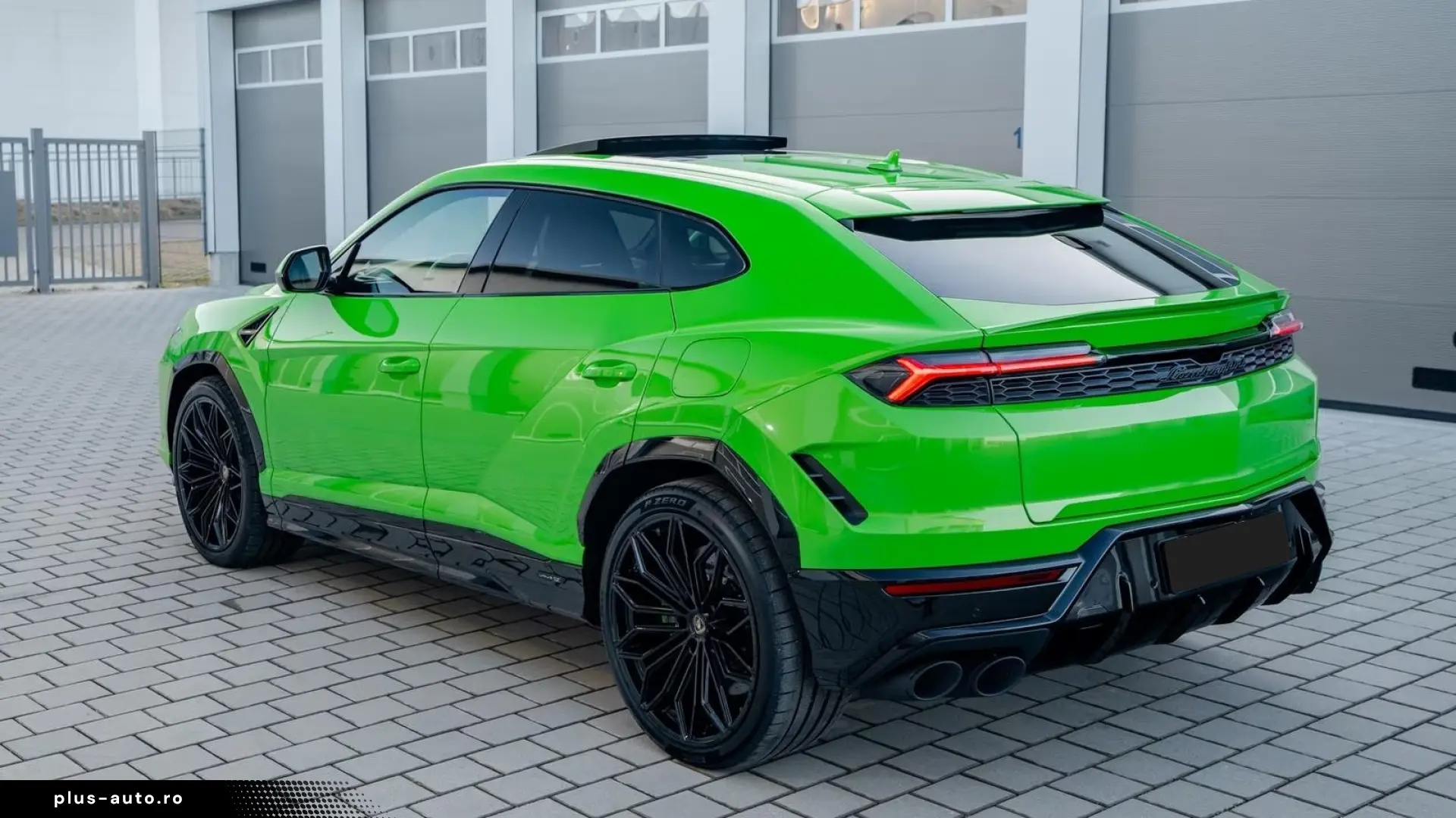Lamborghini URUS SE 4.0 V8   Finanțare Leasing