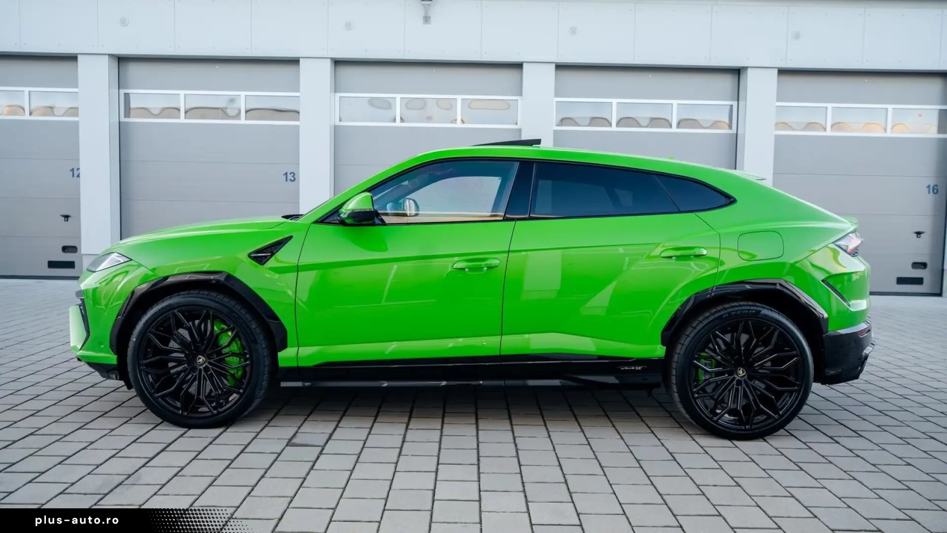 Lamborghini URUS SE 4.0 V8   Finanțare Leasing