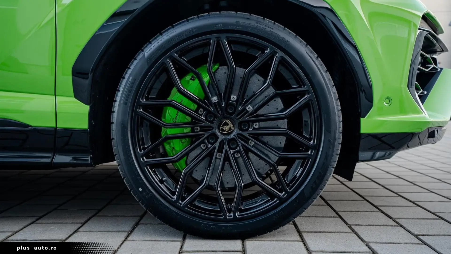 Lamborghini URUS SE 4.0 V8   Finanțare Leasing