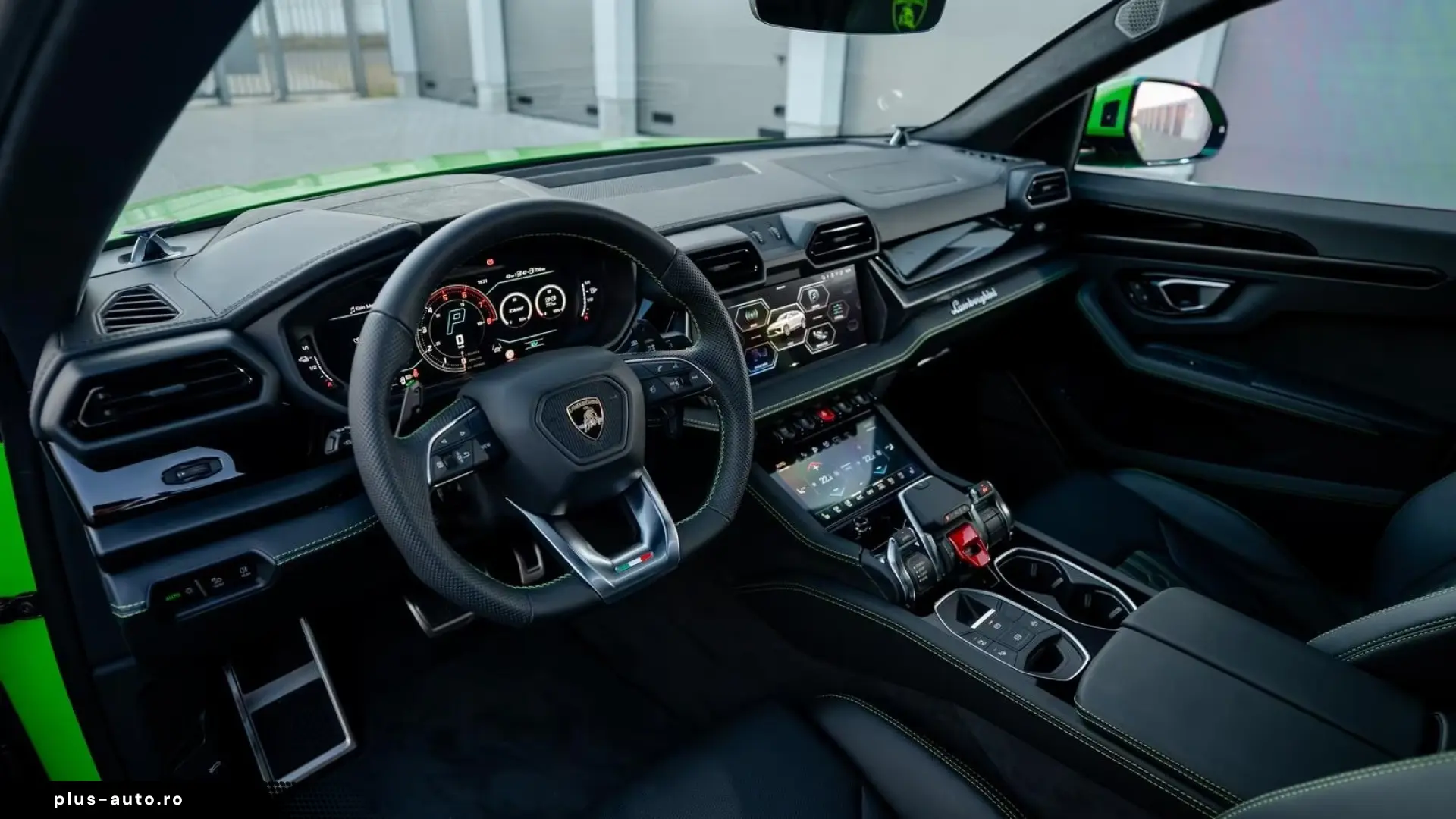 Lamborghini URUS SE 4.0 V8   Finanțare Leasing